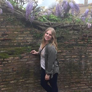 Meet your Posher, Sara